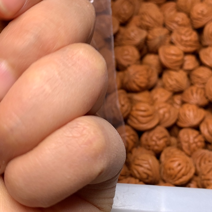 虎***天野生龙纹桃核金鱼眼