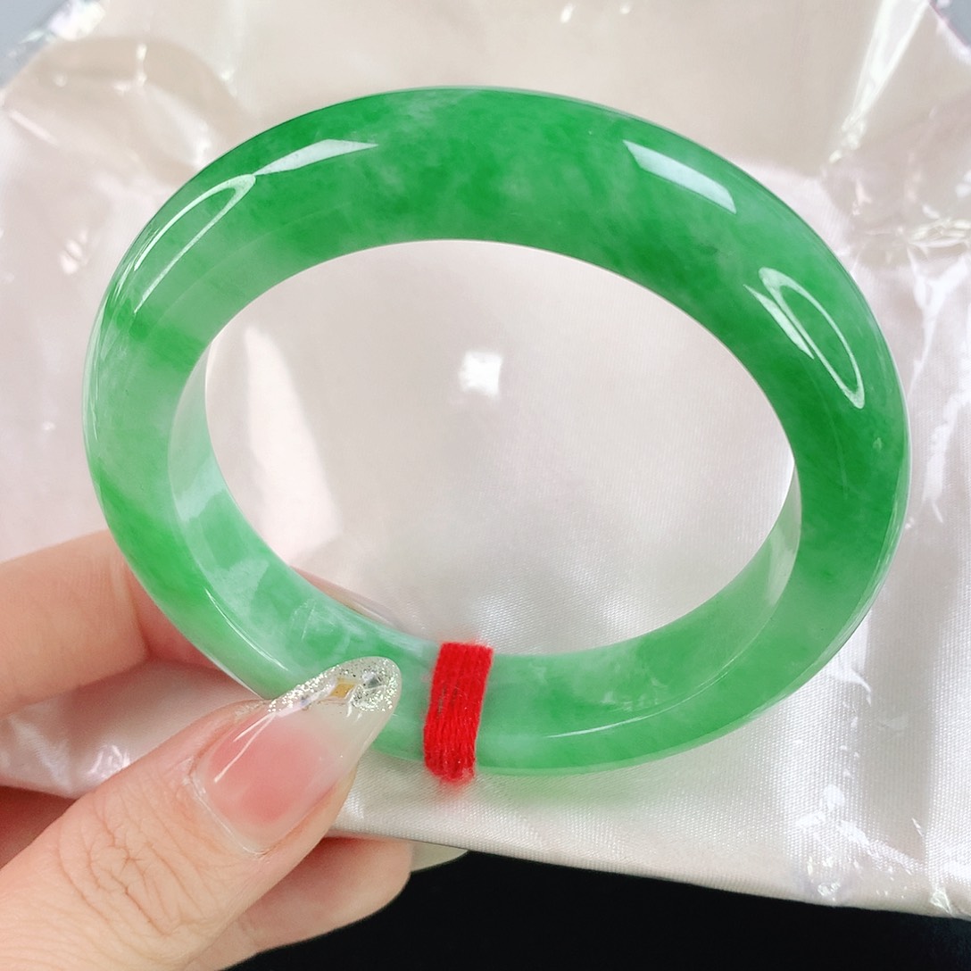 翡翠手镯未镶嵌4718翡翠