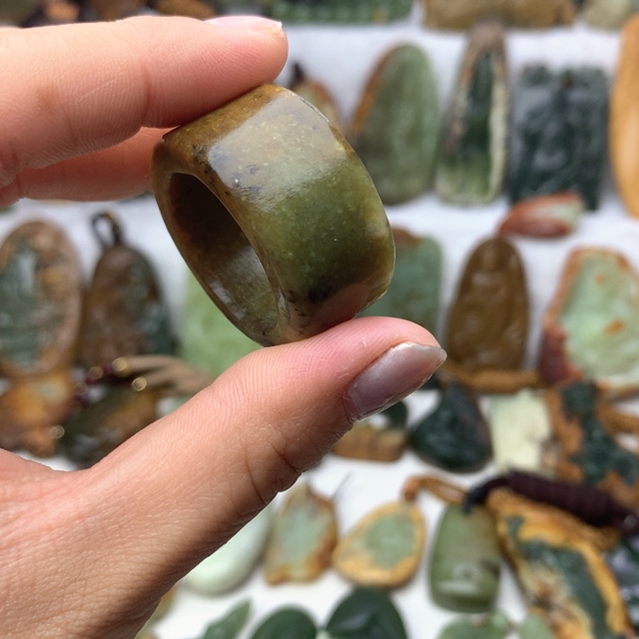 岫岩河磨玉（透闪石质玉）扳指未镶嵌