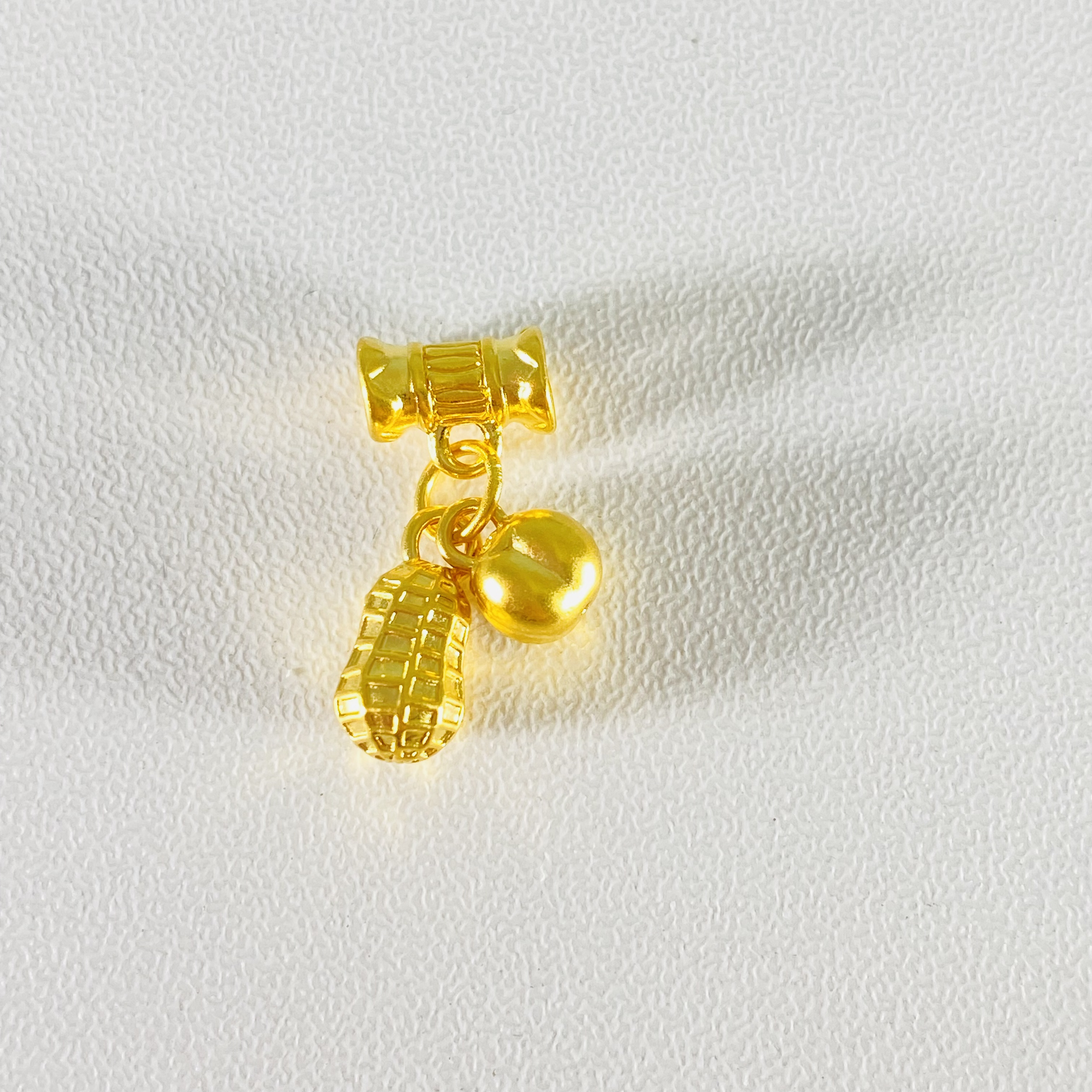 足金999 黄金弯管好事花生 0.49