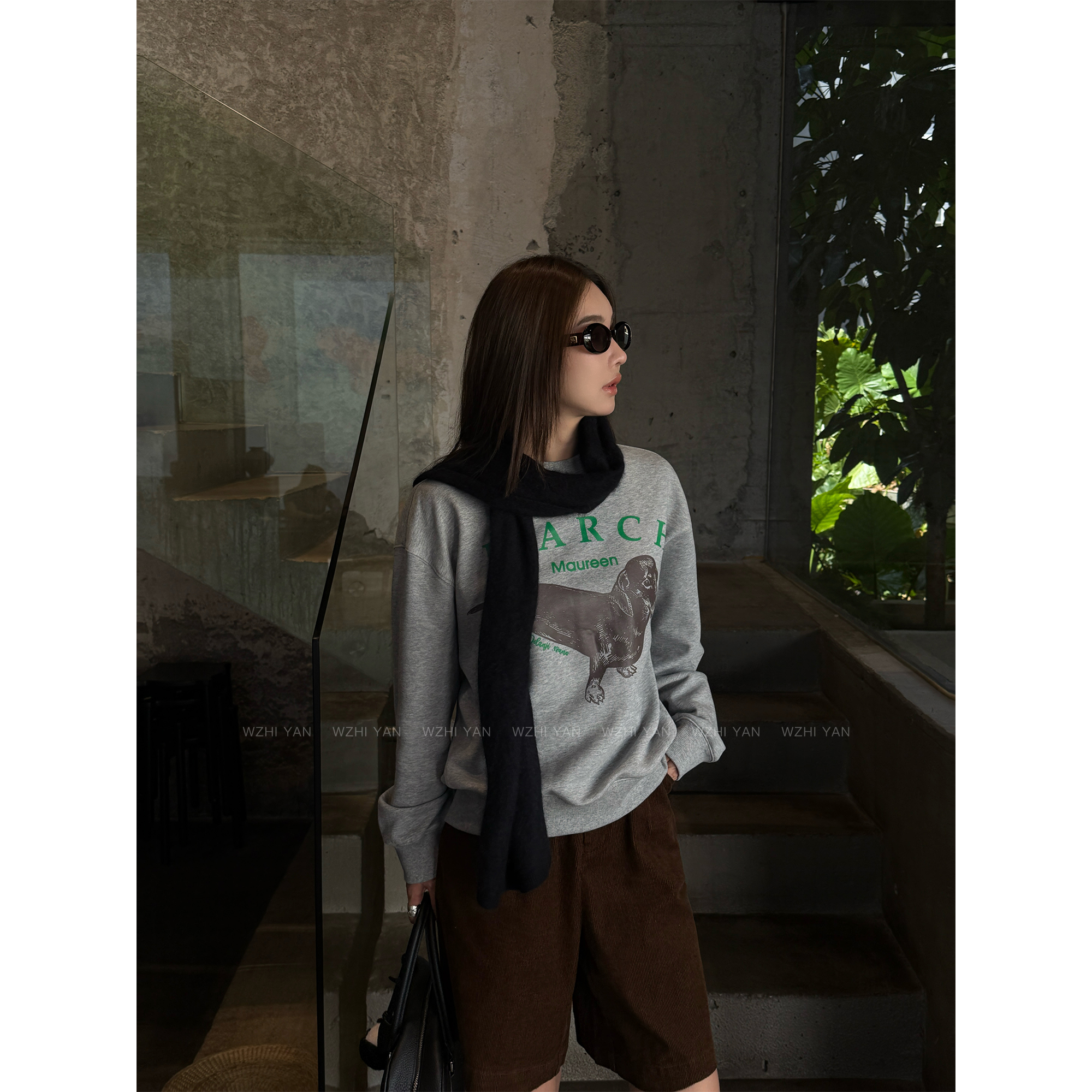 【腊肠狗】“进口匹马棉”极简慵懒简约宽松字母印花圆领卫衣21994