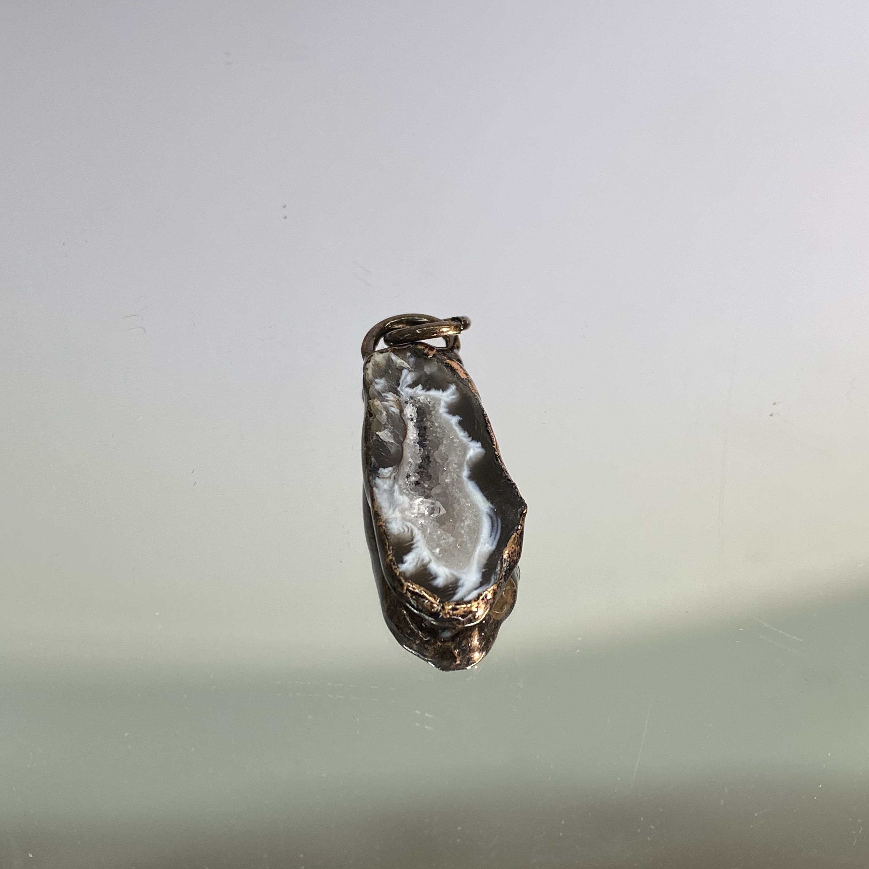 铜合金合成锆石吊坠 TTSD 黑色不规则形状吊坠 1171