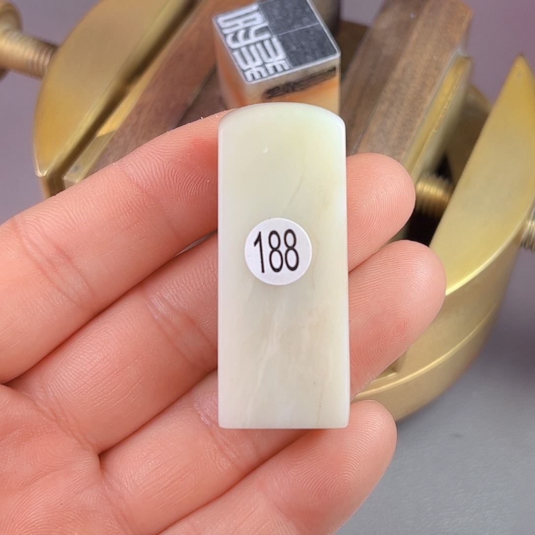 寿山石印石老挝石188号1.96厘米