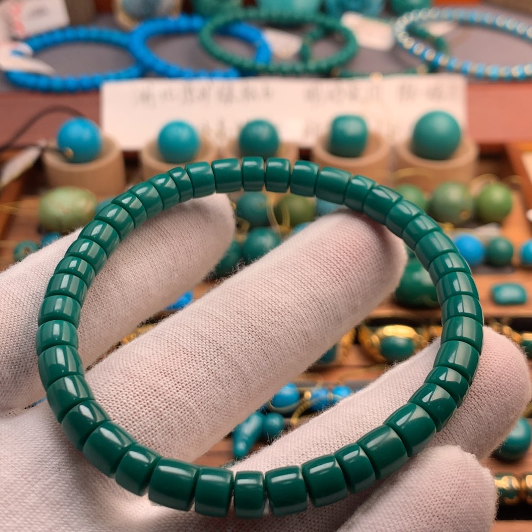 绿松石未镶嵌绿松石6.4m