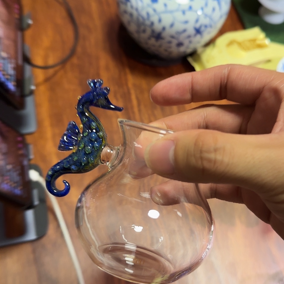 晶焱海马小龙公道杯一个