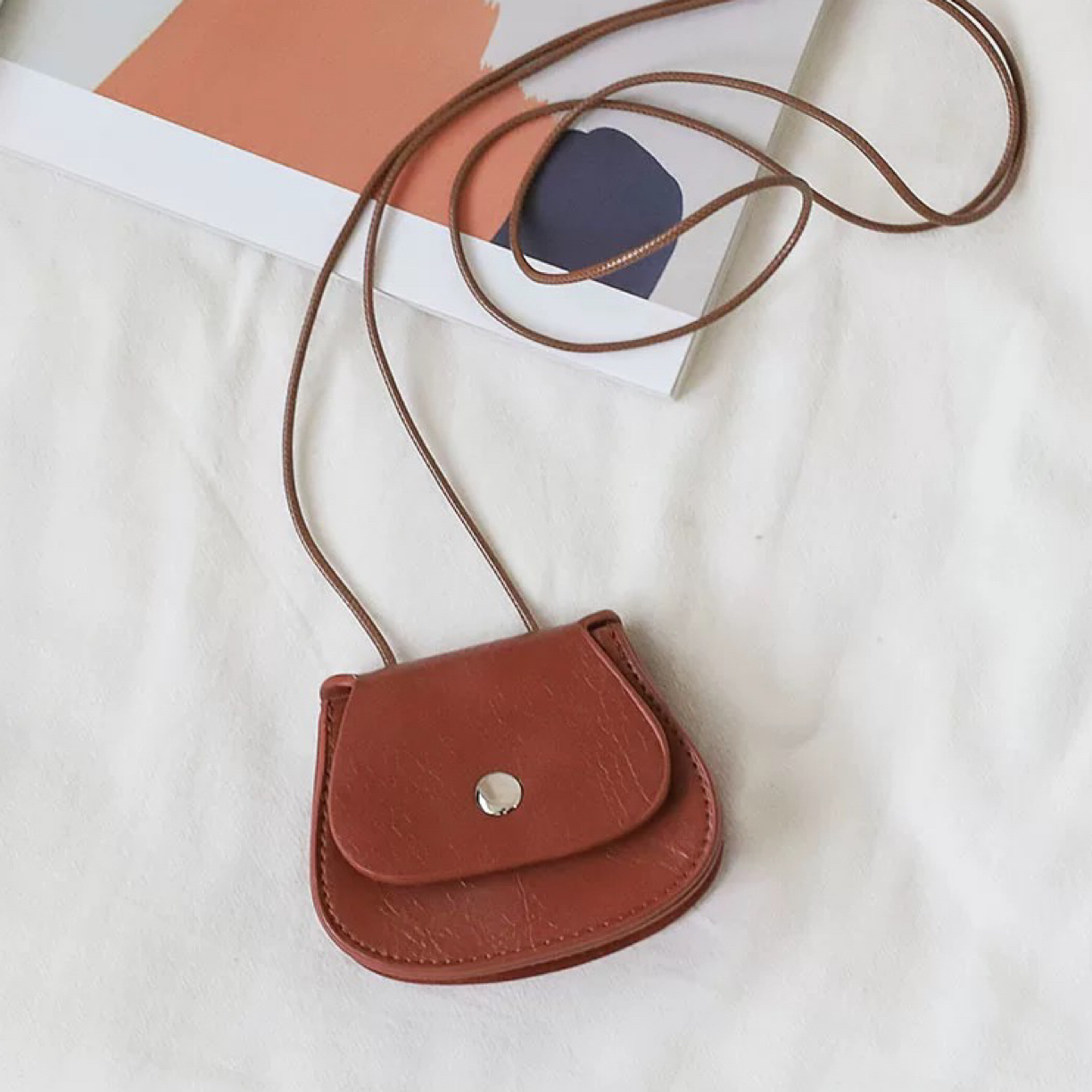 2025新款可爱复古斜挎小众设计单肩迷你小包百搭零钱包时尚手提