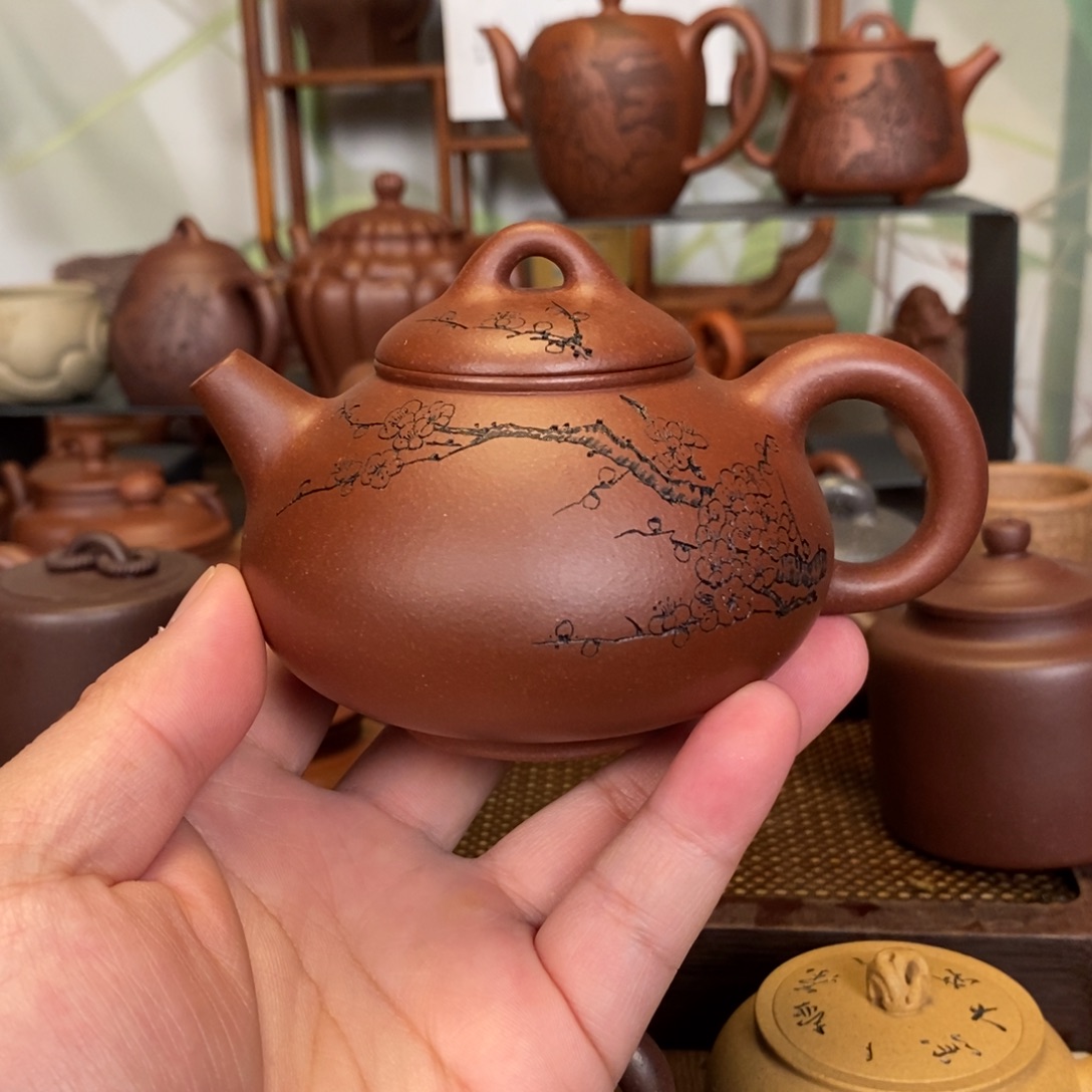 紫砂茶壶花泥微瑕半手乳瓢盖内有福字