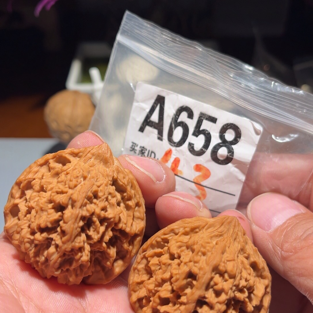 文玩核桃把件43满天星