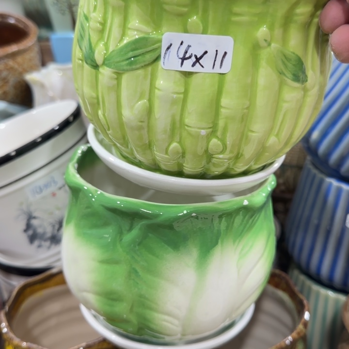 凑9块包邮，有孔，花盆