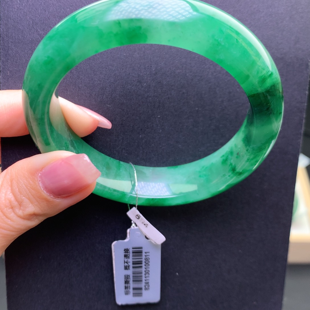 石英质玉手镯未镶嵌55 56圈