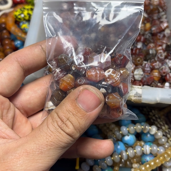 玻璃颈饰3984。1包