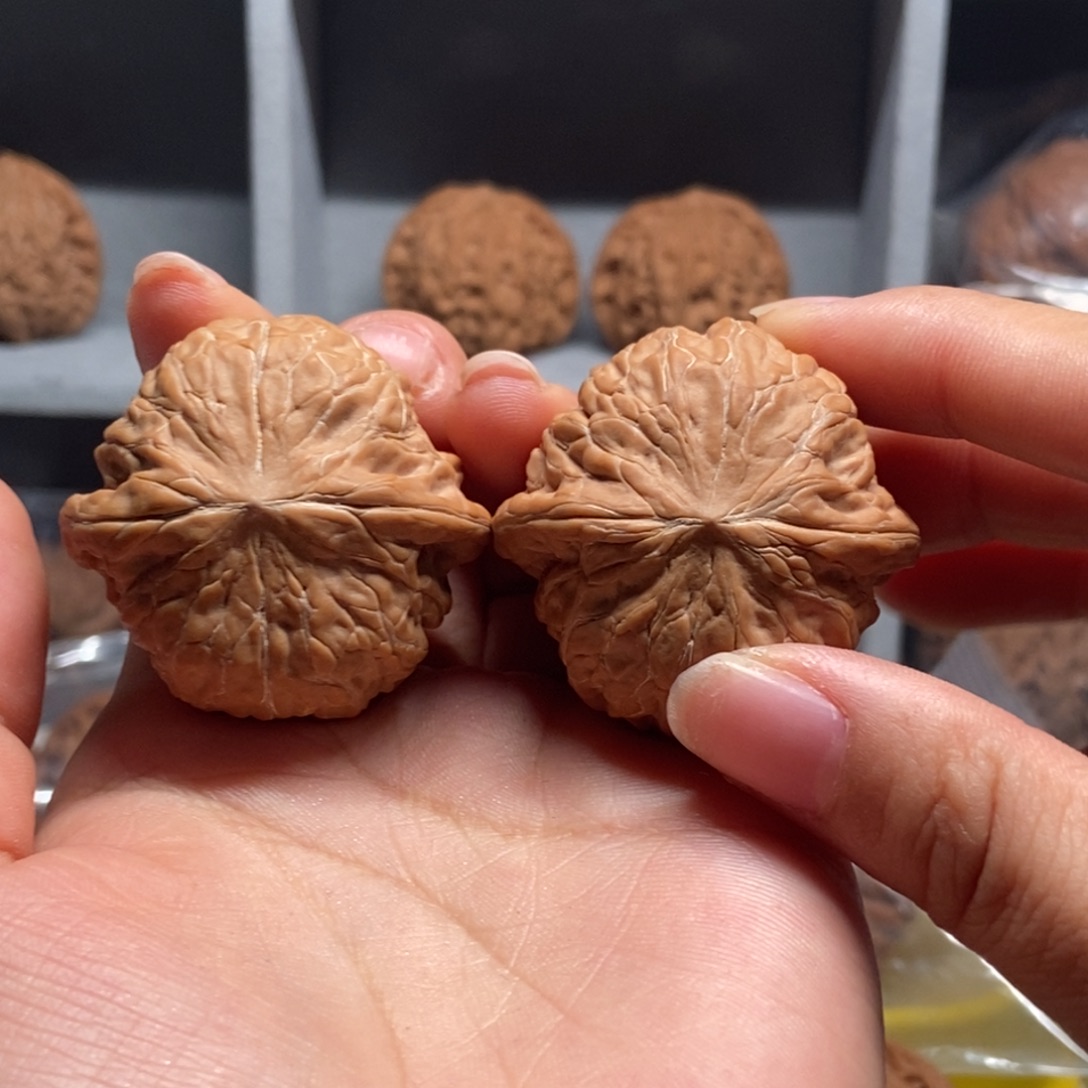 卖***酱文玩核桃吊坠全品39铁锤