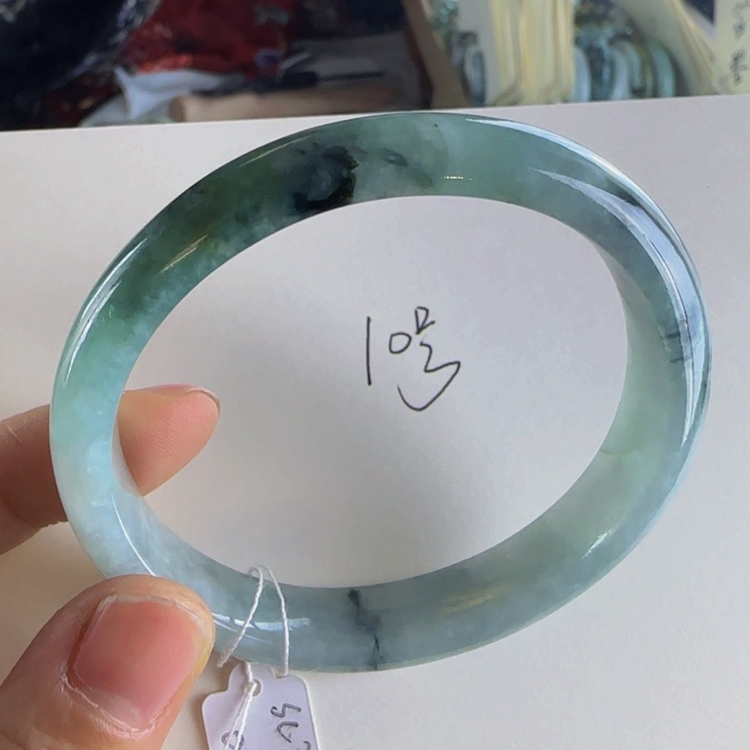 翡翠手镯未镶嵌老坑58.5圈