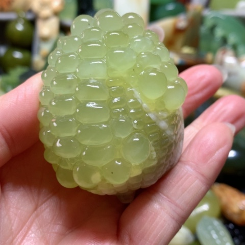 蛇纹石玉未镶嵌手把件
