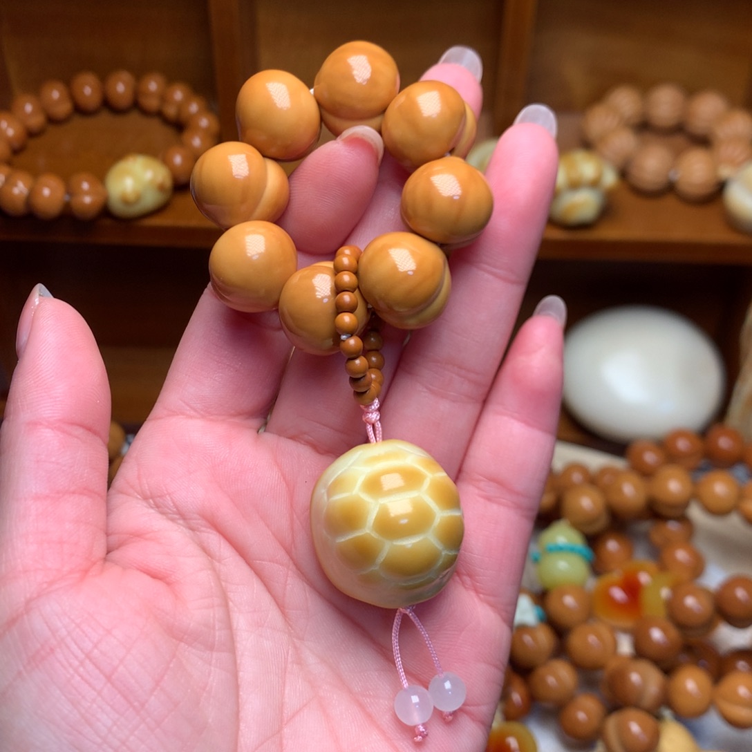 猴头核桃把件15高定屁桃手捻富甲