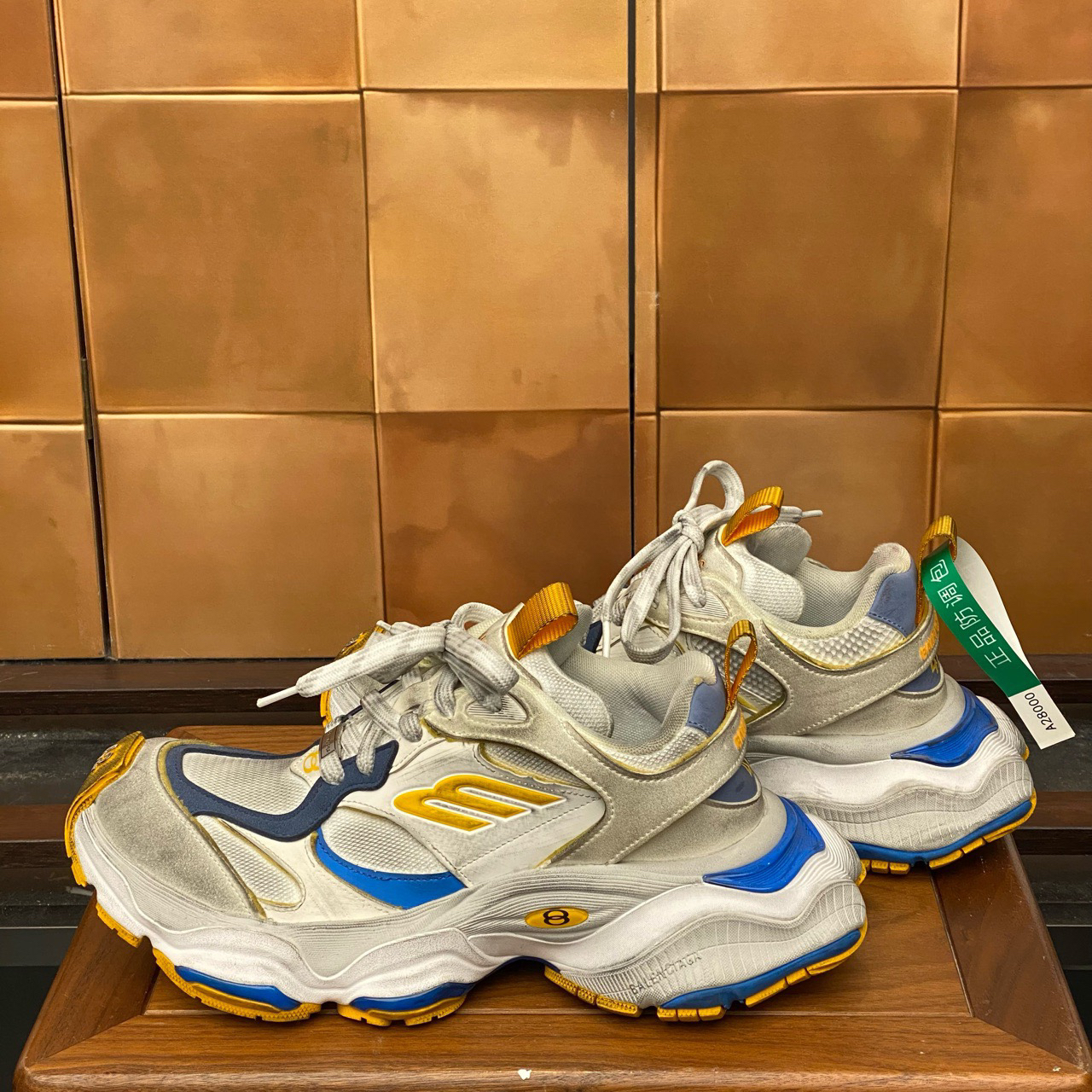 Balenciaga Cargo24新款白黄做旧运动鞋/42码/99新/28000