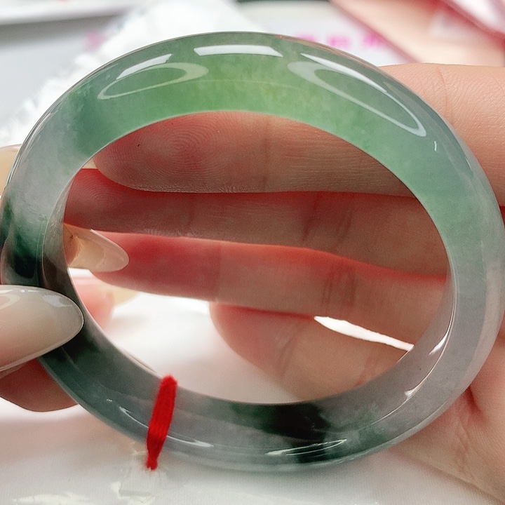 翡翠手镯未镶嵌缅甸天然A货翡翠