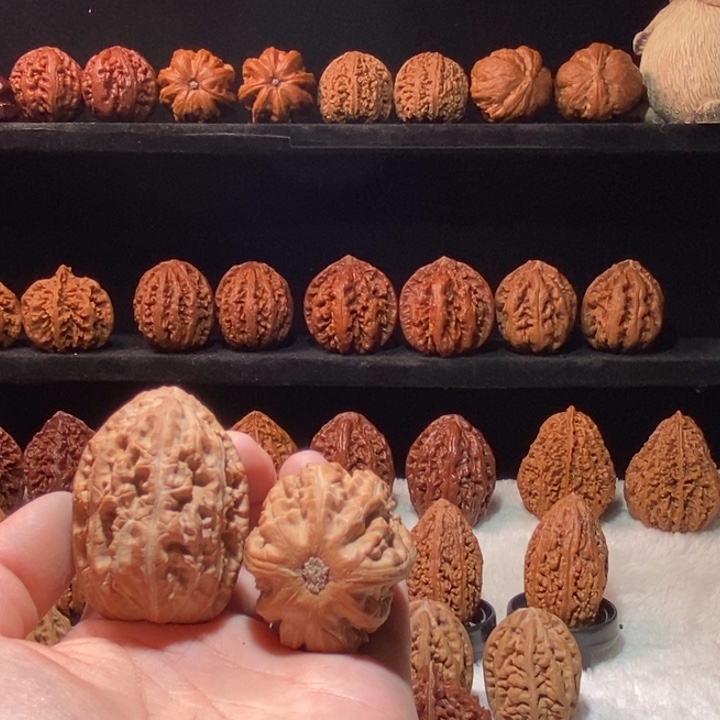 文玩核桃把件9号车