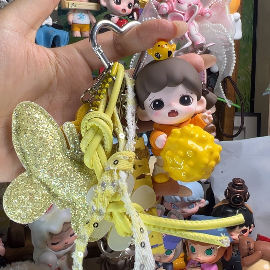 树脂非金属榴莲妹妹