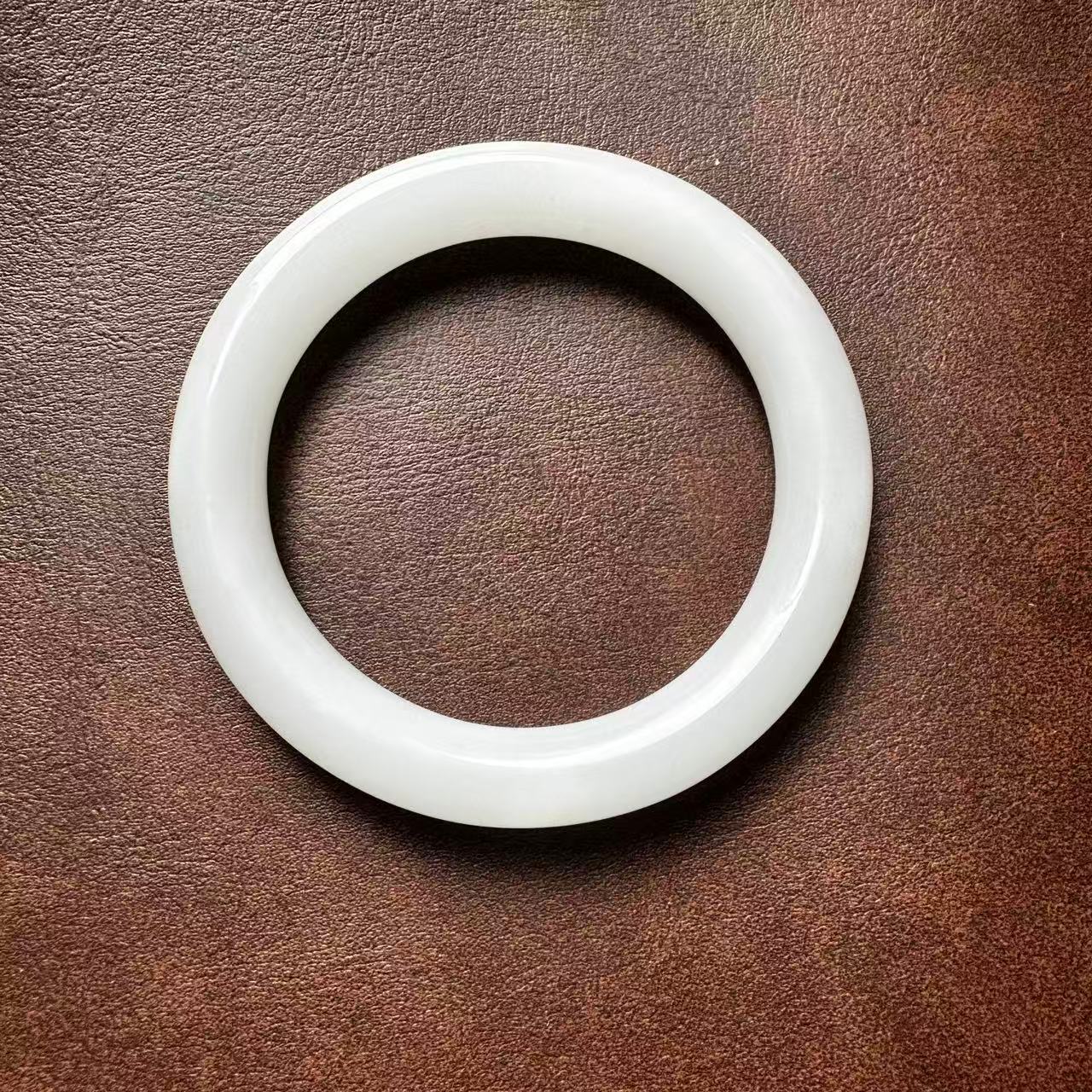 棉球推荐专拍链接 和田玉手镯YS0451