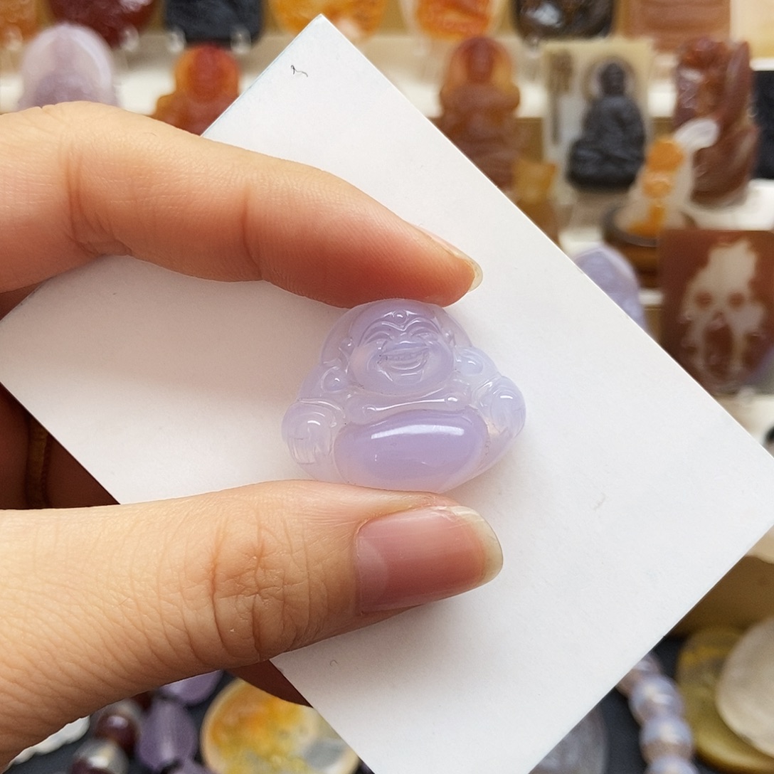 武***。玛瑙/玉髓未镶嵌颈饰