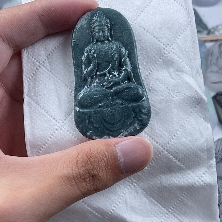 定制翡翠未镶嵌吊坠
