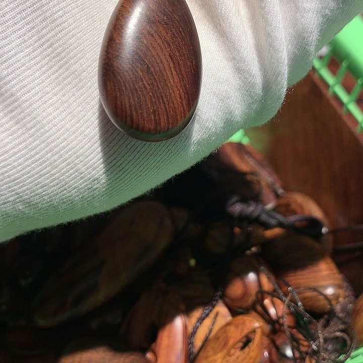 【闪购商品】黄花梨/降香黄檀胡*金