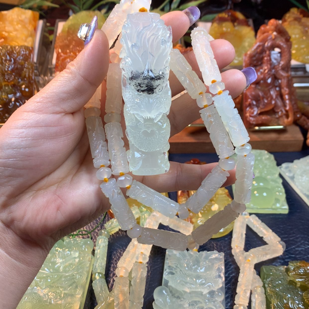 【闪购商品】蛇纹石玉颈饰未镶嵌