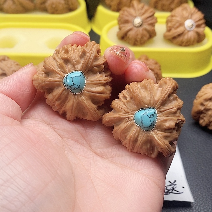 41尺拼接工艺品白奔