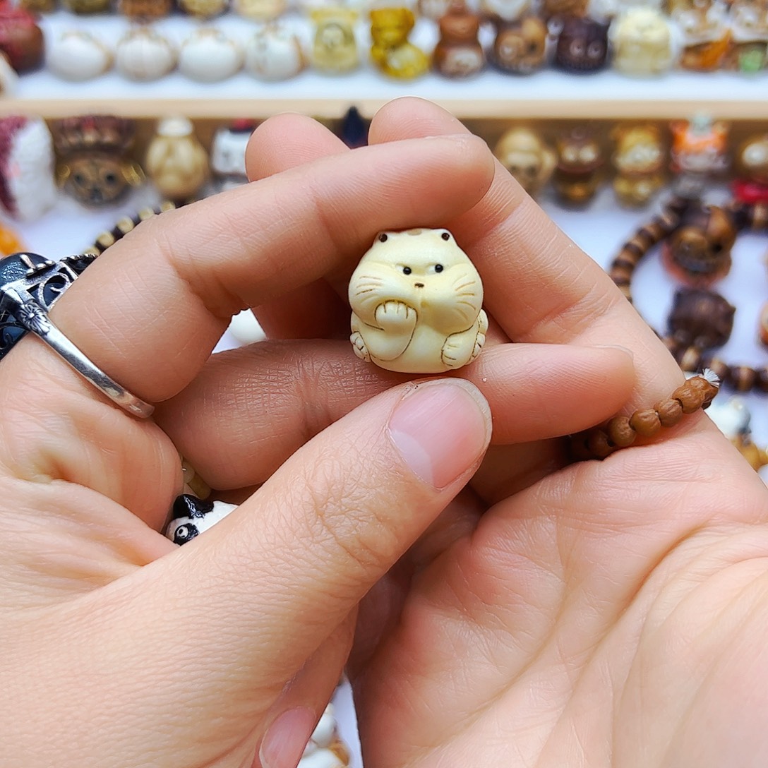 其他鹿骨手工打磨配饰