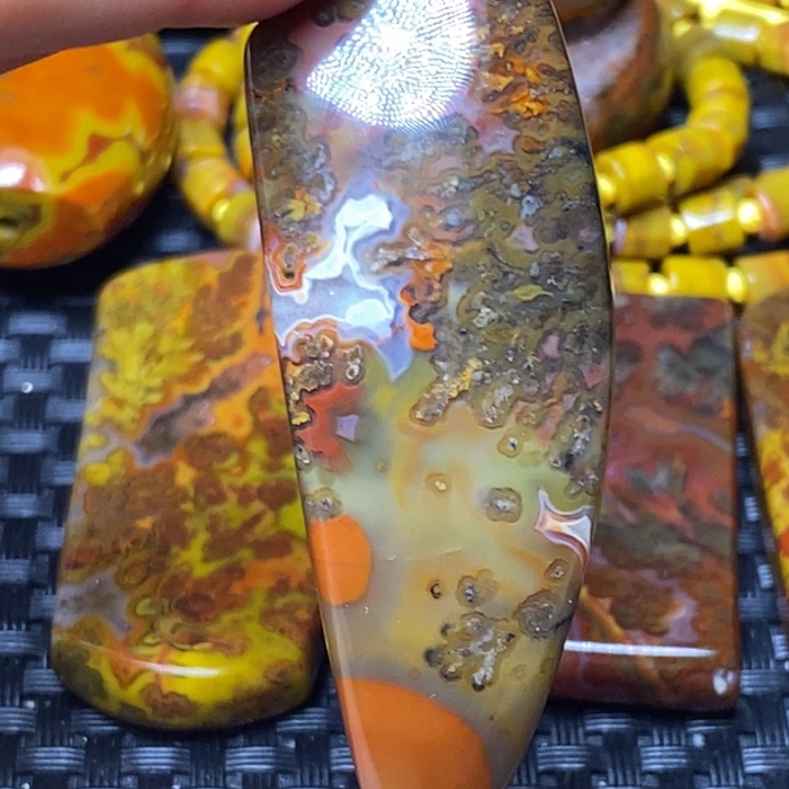 玛瑙/玉髓颈饰未镶嵌