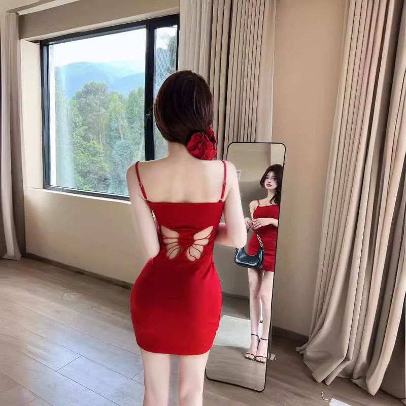 新款辣妹镂空露背收腰吊带连衣裙蝴蝶结夏季纯欲修身短裙包臀裙