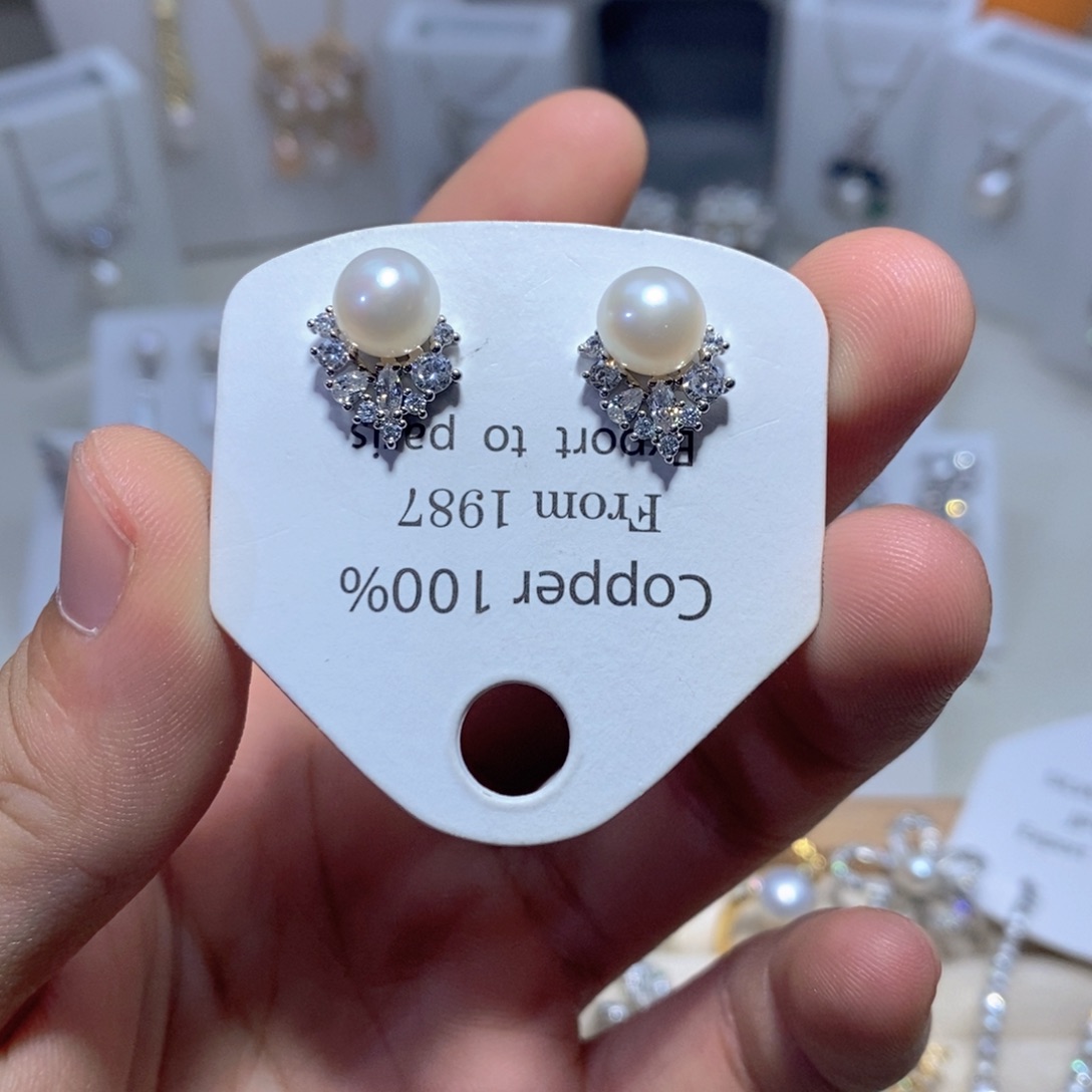 淡水珍珠银S925镶嵌耳饰
