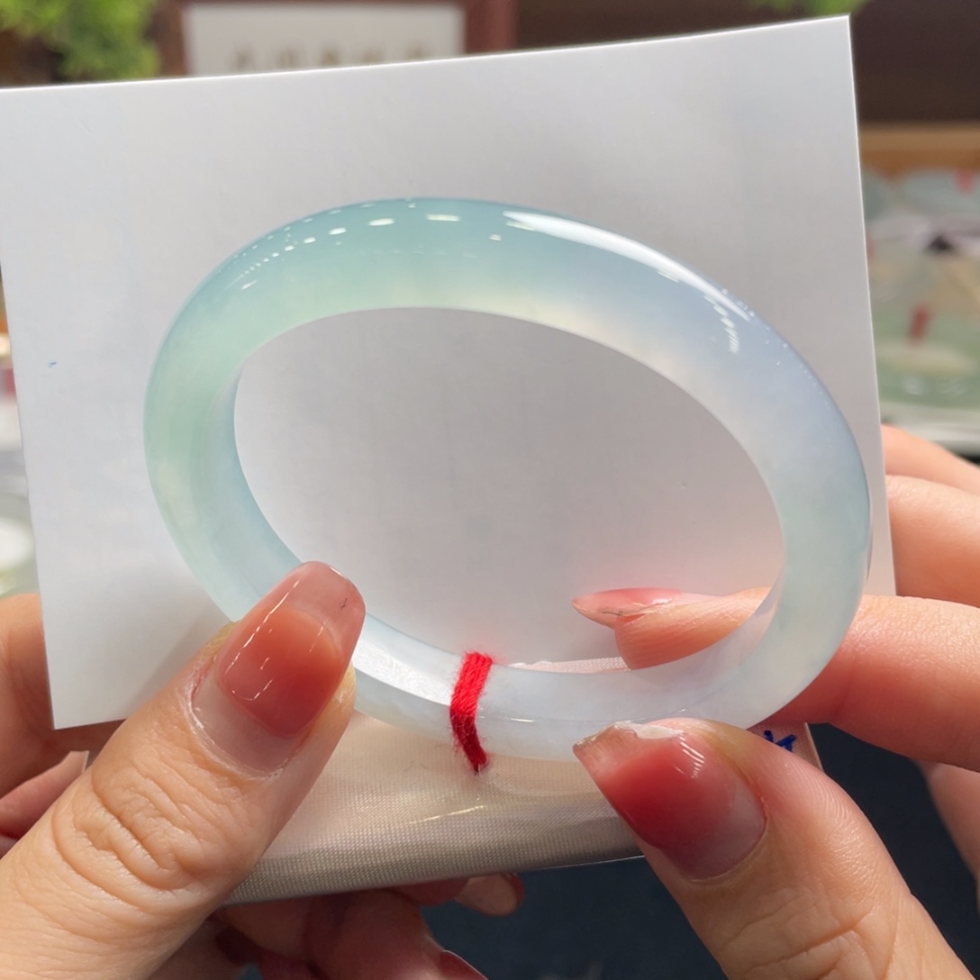 翡翠手镯未镶嵌53.6贵