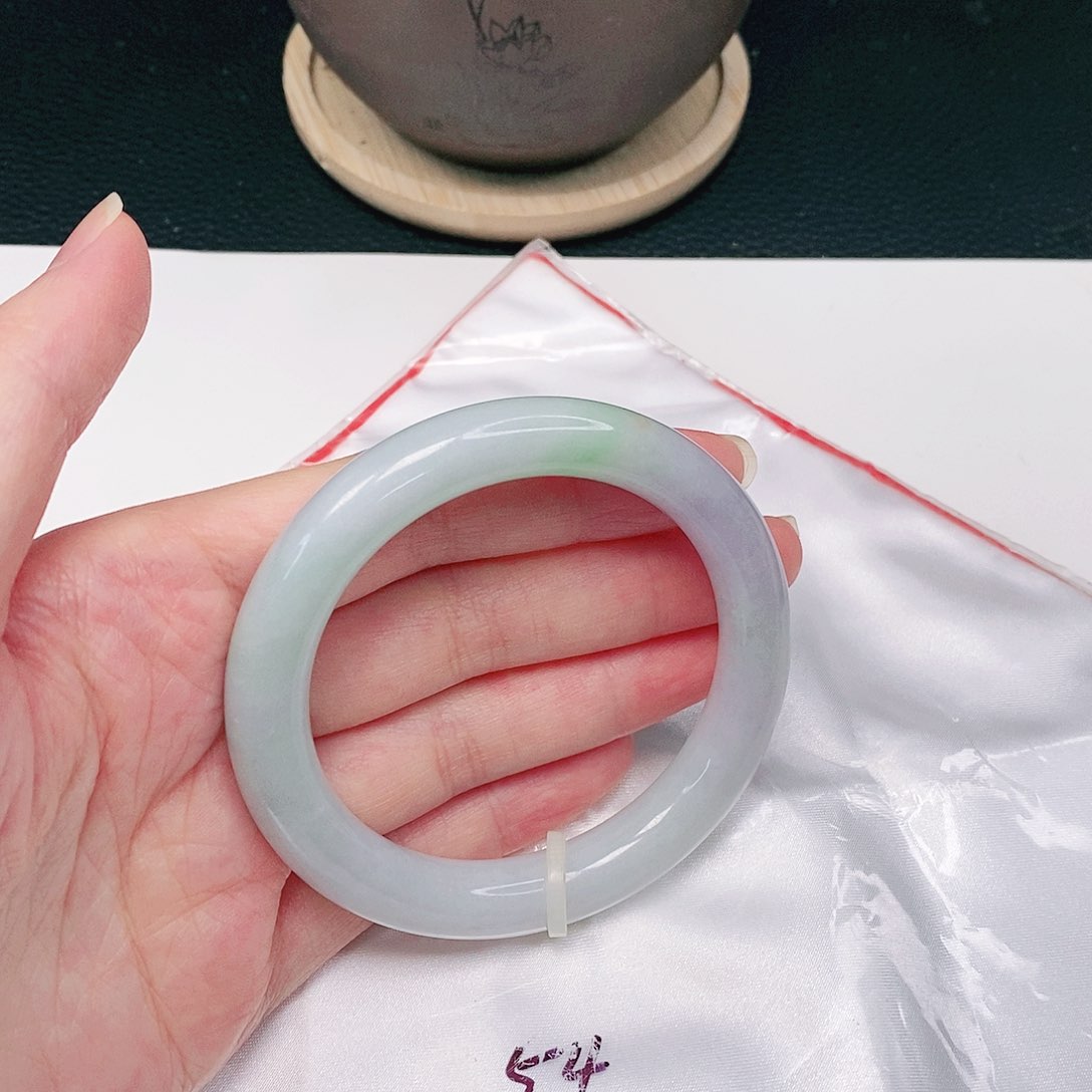 【闪购商品】翡翠手镯未镶嵌圆条