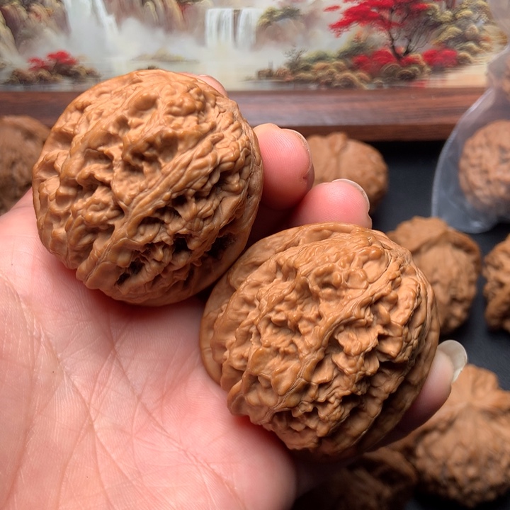 文玩核桃吊坠43尺华北将军