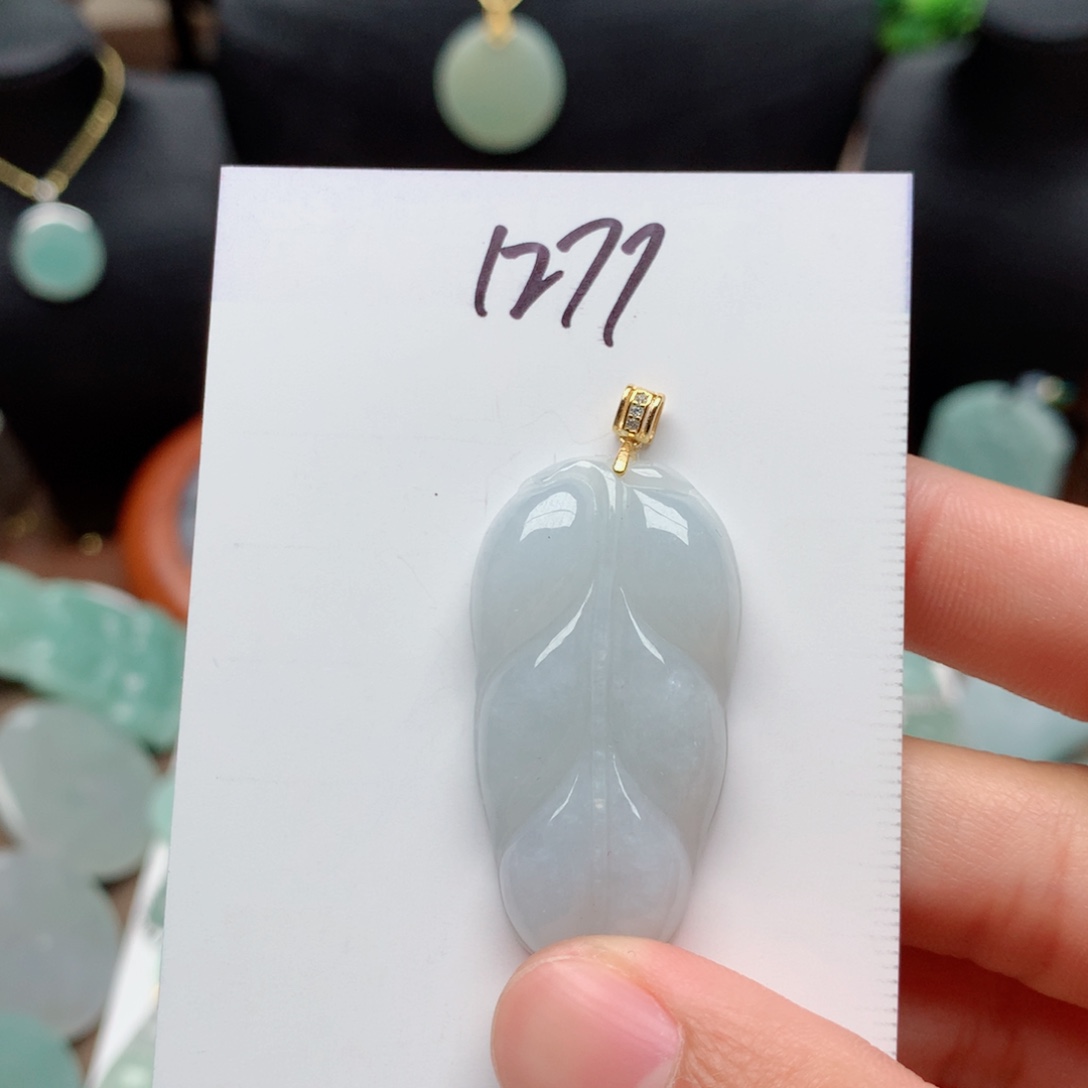 翡翠颈饰银S925镀金镶嵌吊坠