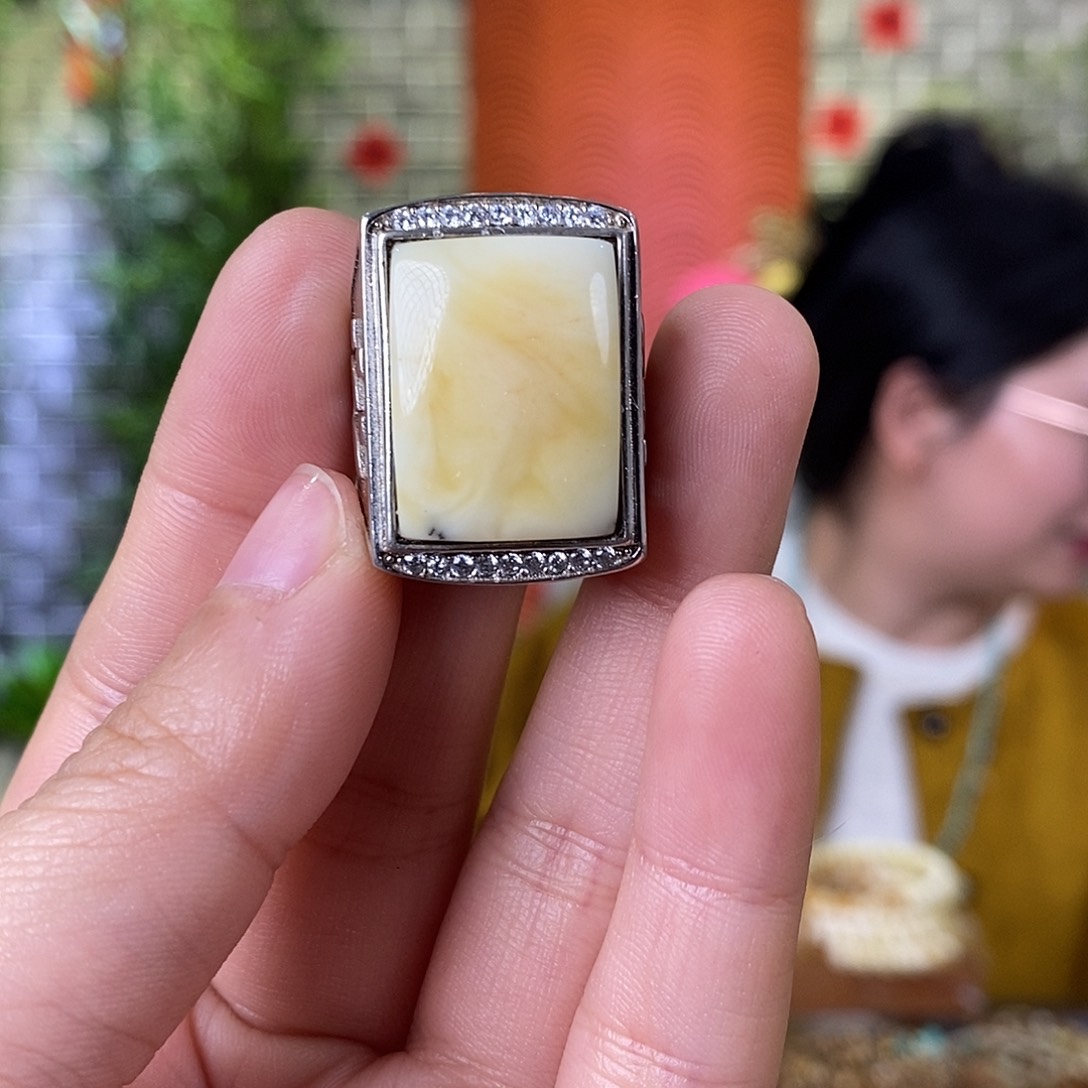 蜜蜡裸石银S925镶嵌蜜蜡戒指