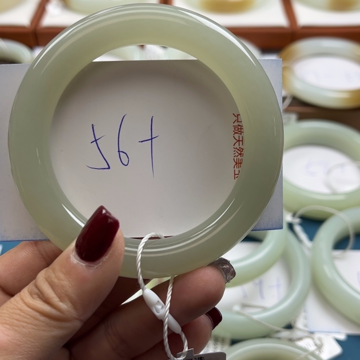 和田玉手镯未镶嵌L****l