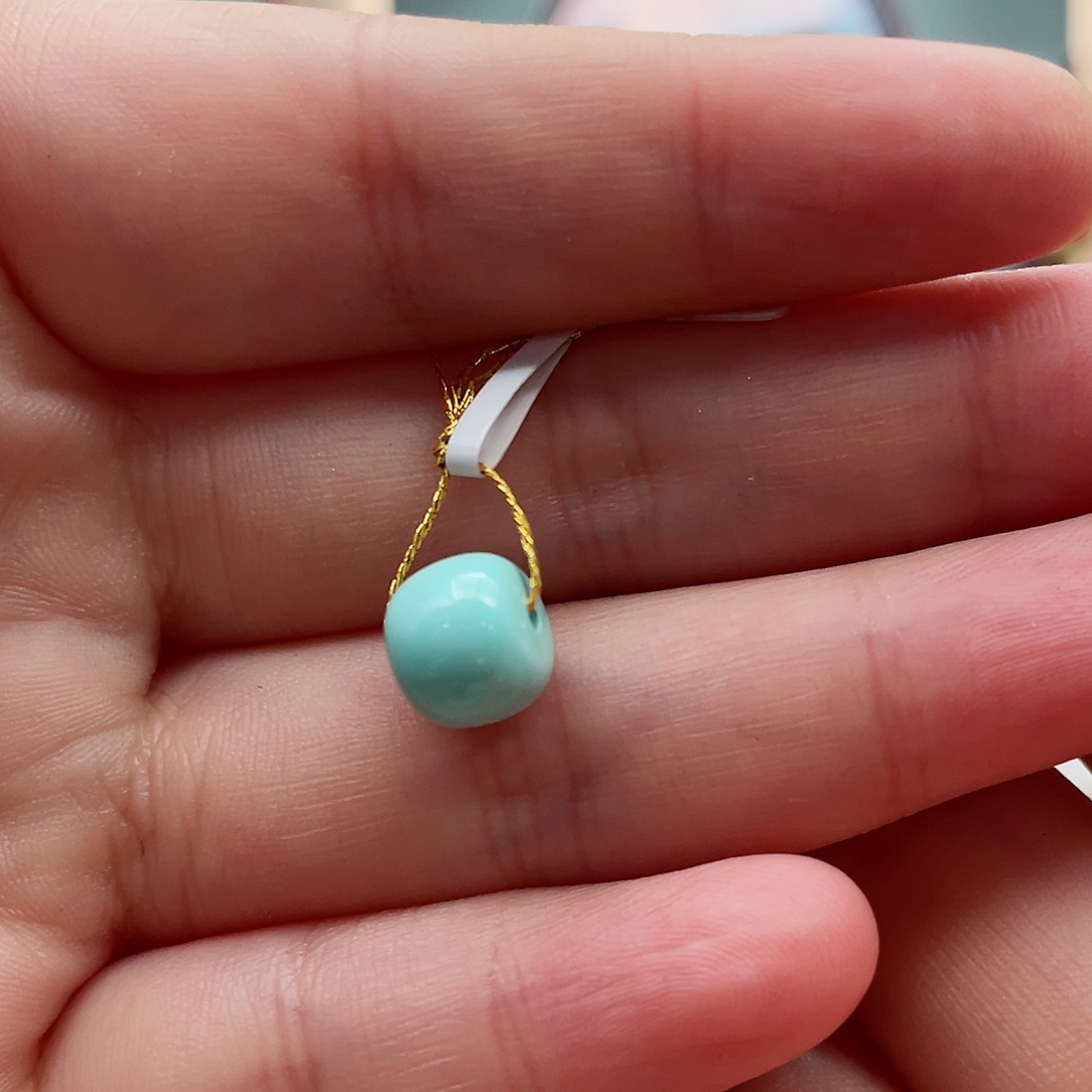 绿松石颈饰未镶嵌