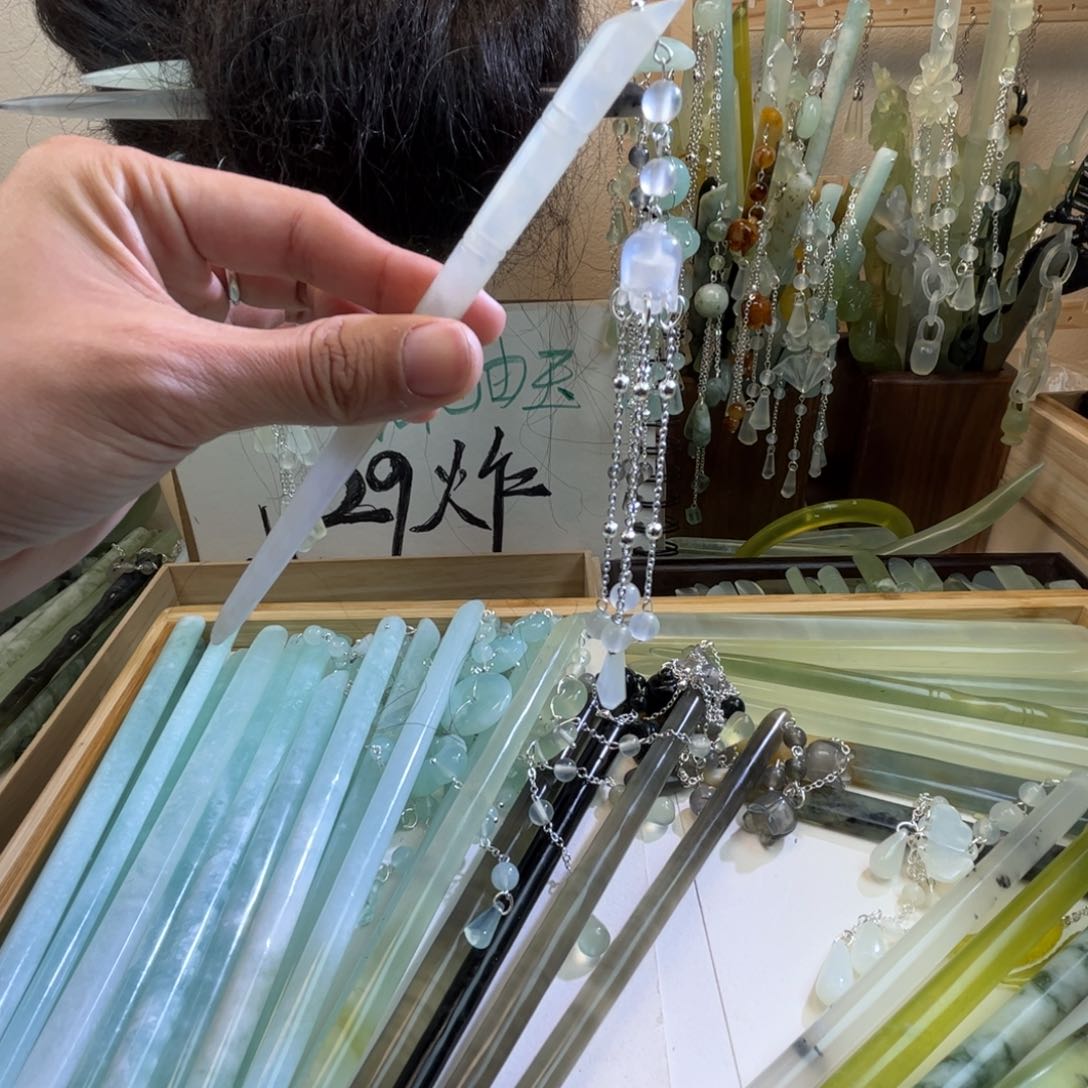 蛇纹石玉发饰未镶嵌长度17.6