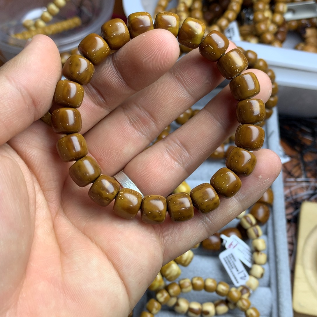 手串紫金鼠实心微瑕尺寸10