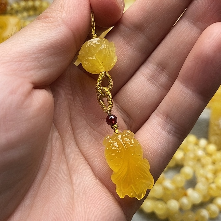 琥珀颈饰未镶嵌琥珀蜜蜡精品吊坠