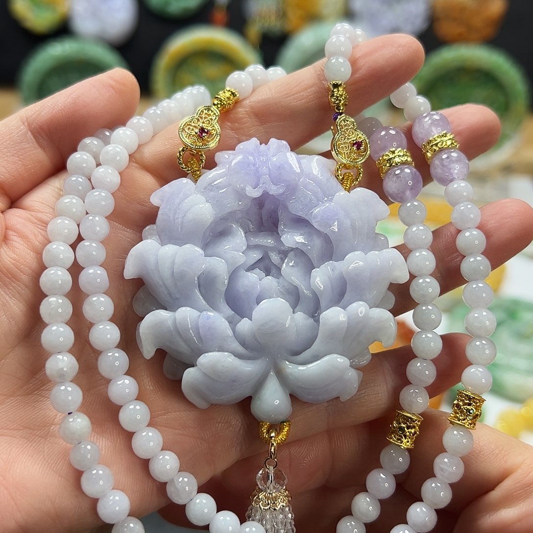 翡翠未镶嵌颈饰吊坠