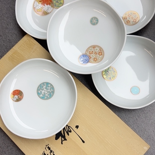 J**e瓷器瓷器瓷器瓷器瓷器