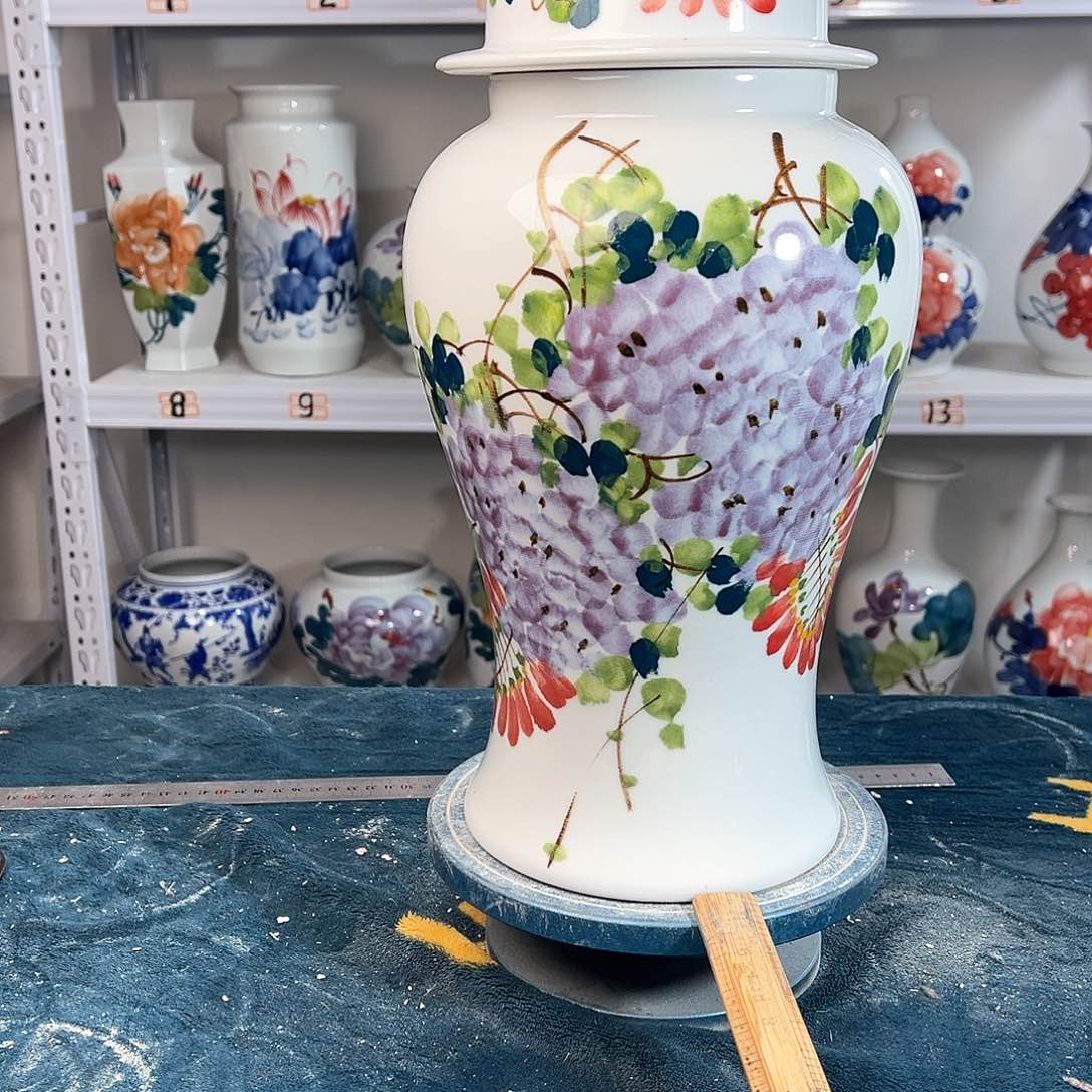 摆件景德镇陶瓷将紫