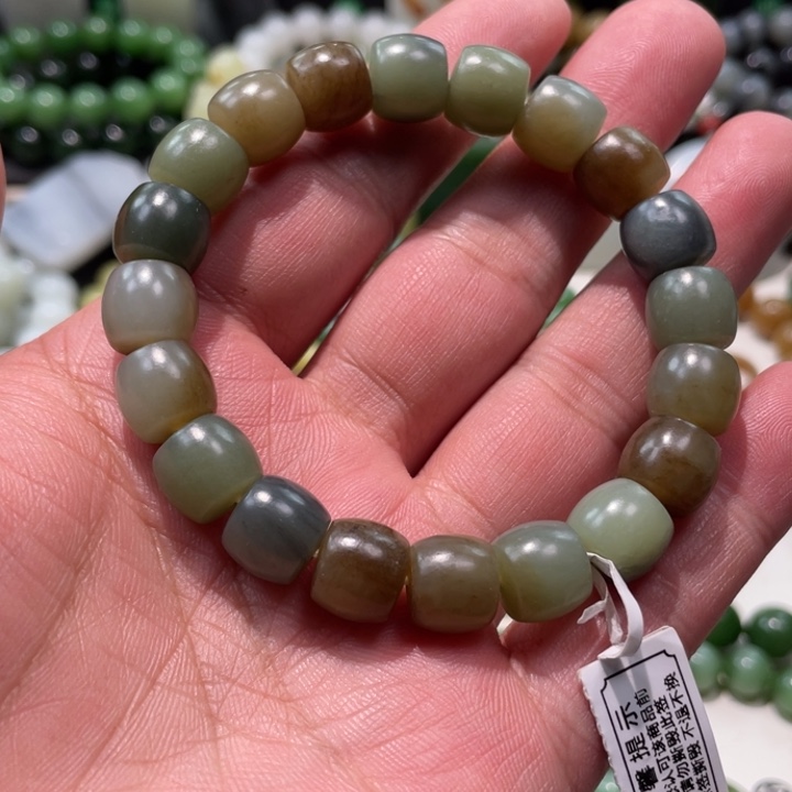 和田玉未镶嵌手串