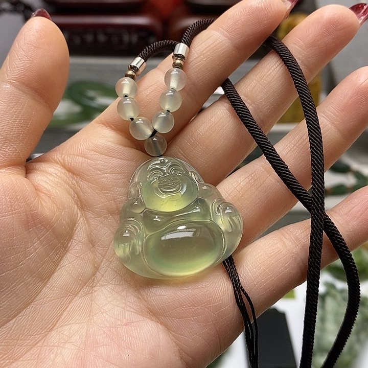 蛇纹石玉挂件未镶嵌