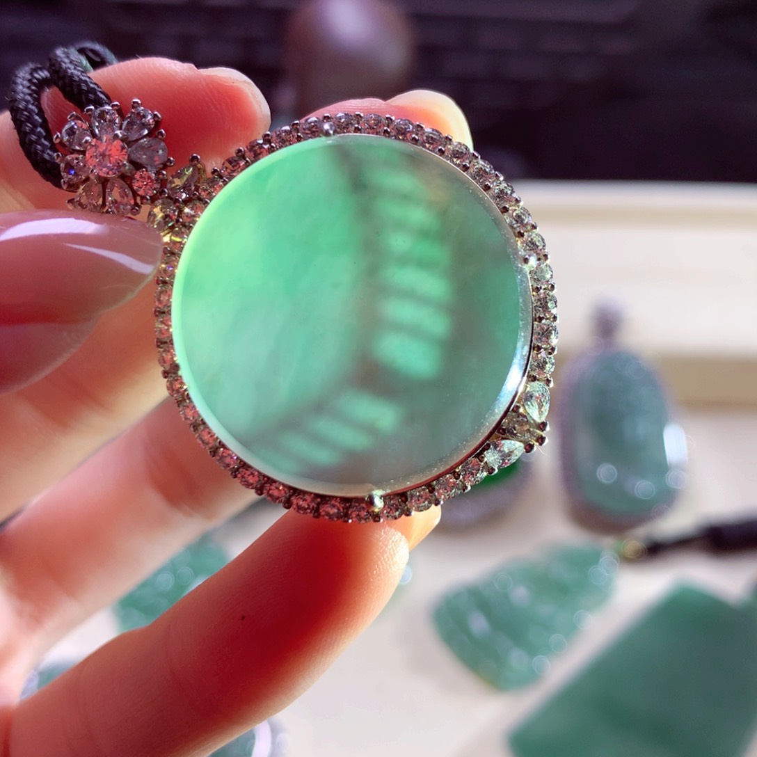 翡翠银S925镶嵌颈饰天然