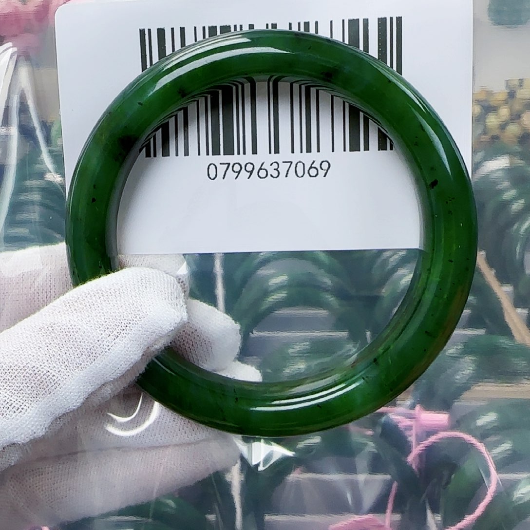 和田玉（碧玉）手镯未镶嵌59包容